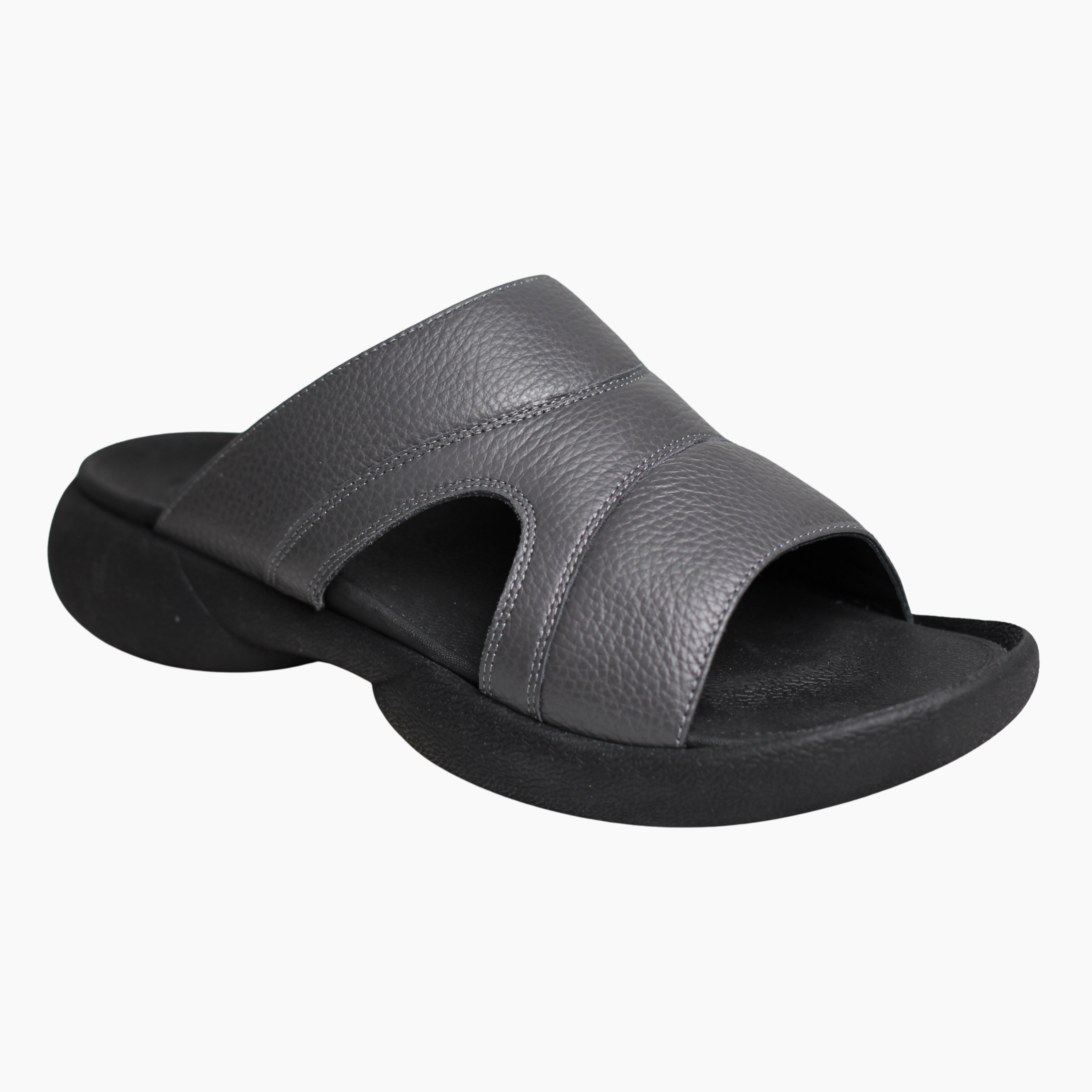 Tucci Urban Everyday Comfort Sandals | Modern Japanese Sandals UAE | توتشي أوربان – صنادل مريحة يومية | تصميم ياباني عصري في الإمارات