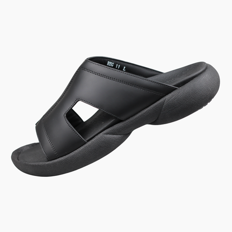Tucci Signature Comfort Sandals | Luxury Men's Sandals UAE | توتشي سيغنتشر – صنادل رجالية فاخرة ومريحة | أناقة يومية في الإمارات