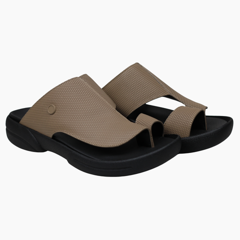 Tucci Keffiyeh Arabic Style Sandals | Comfort Sandals with Arch Support UAE | توتشي كوفية – صنادل عربية أنيقة | راحة مع دعم قوس القدم في الإمارات
