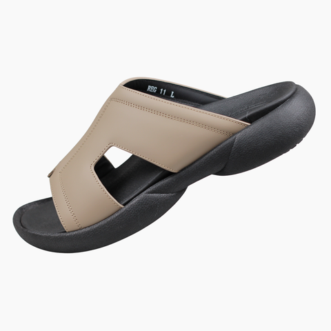 Tucci Signature Comfort Sandals | Luxury Men's Sandals UAE | توتشي سيغنتشر – صنادل رجالية فاخرة ومريحة | أناقة يومية في الإمارات