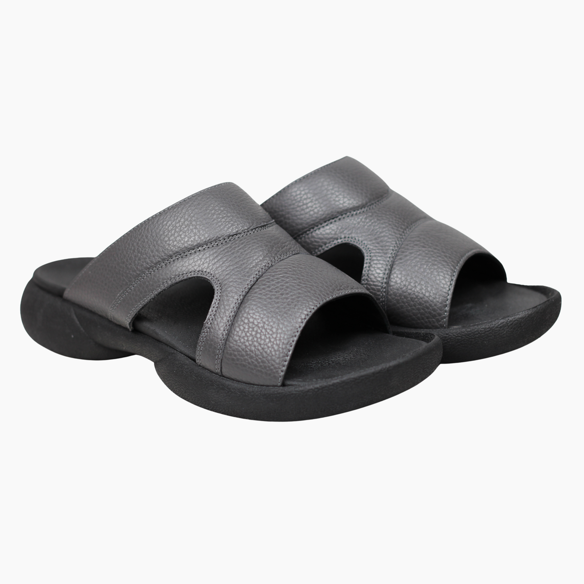 Tucci Urban Everyday Comfort Sandals | Modern Japanese Sandals UAE | توتشي أوربان – صنادل مريحة يومية | تصميم ياباني عصري في الإمارات